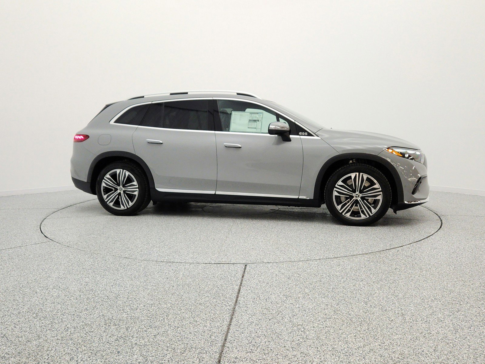 New 2026 Mercedes-Benz EQS 400 4MATIC SUV image 4