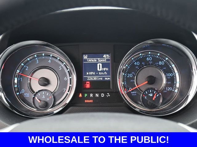 Used 2014 Chrysler Town & Country Touring image 10