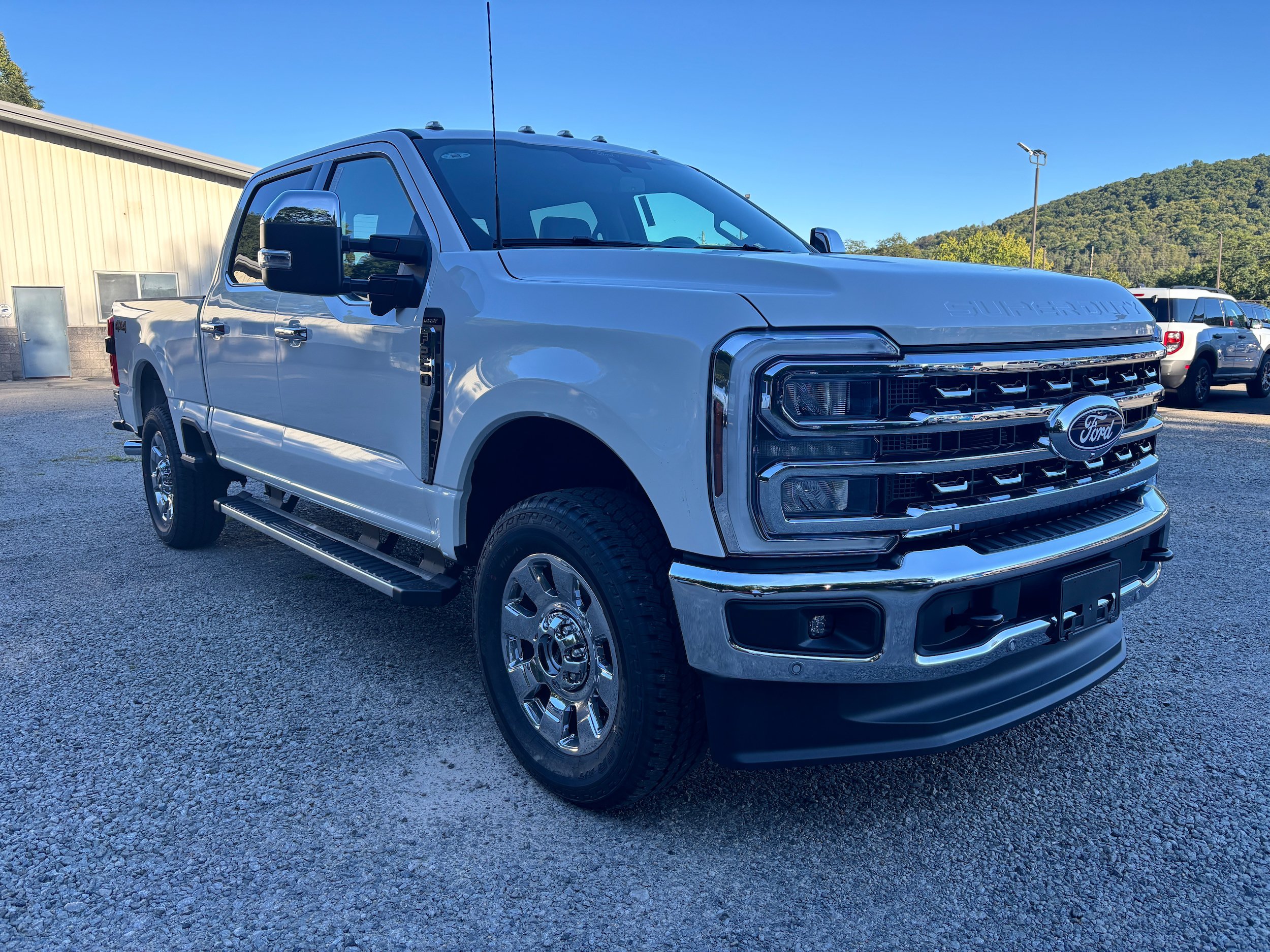 New 2027 Ford F250 Lariat w/ Lariat Premium Package