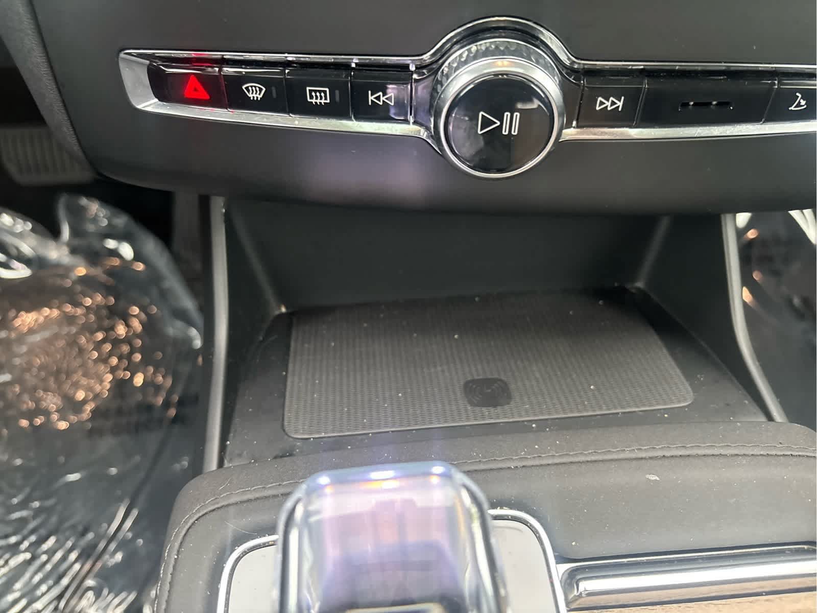 Used 2026 Volvo XC90 B6 Plus AWD/4WD image 30