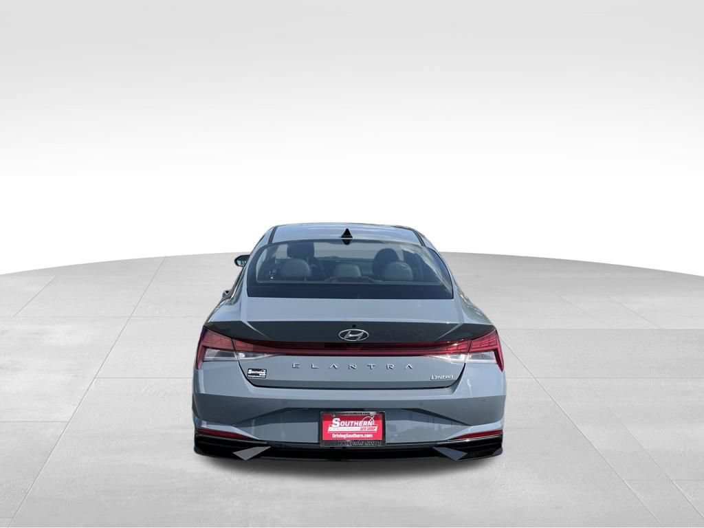 Used 2023 Hyundai Elantra Limited w/ Cargo Package FWD image 44