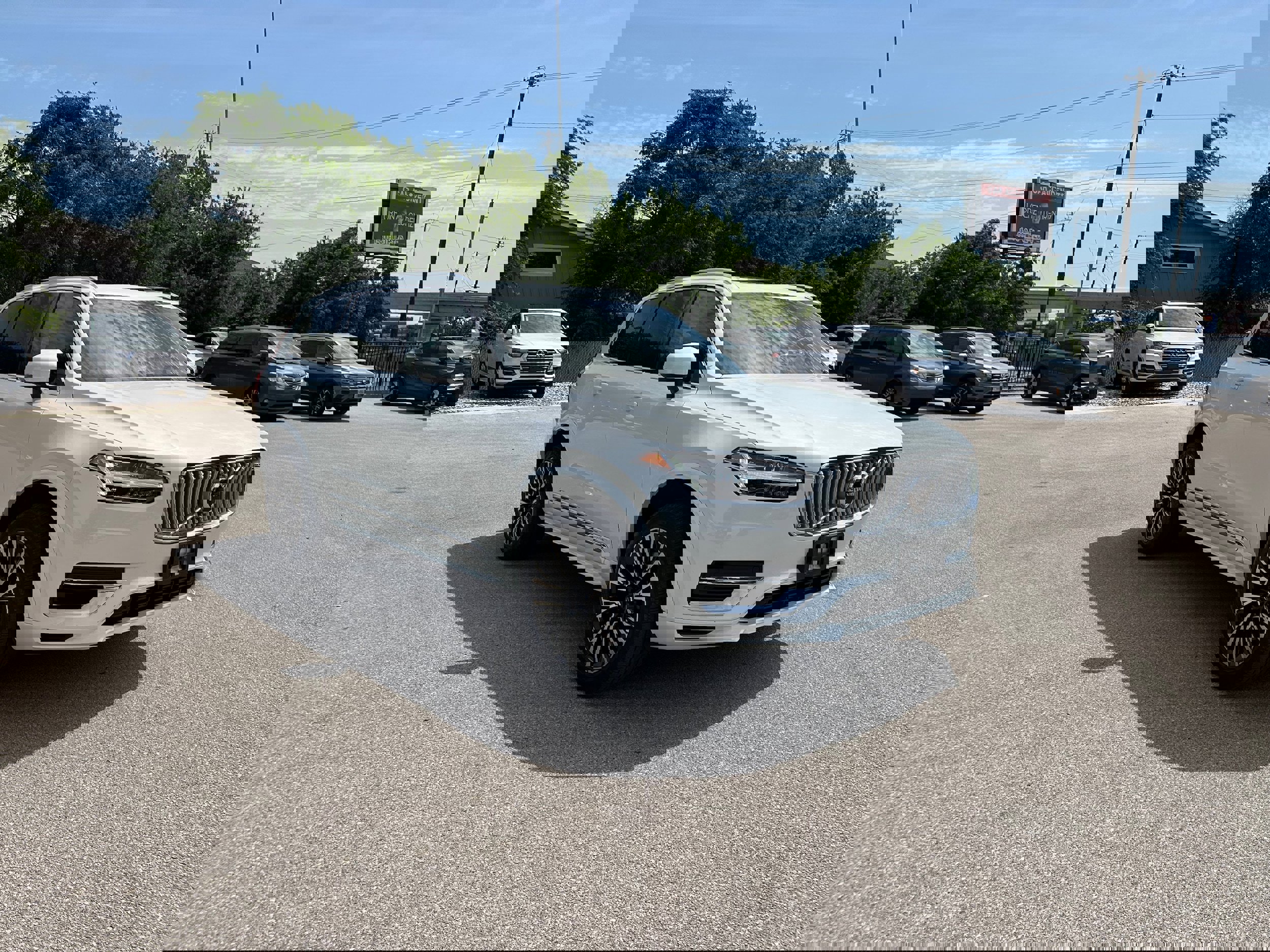 Certified 2023 Volvo XC90 T8 Core image 7