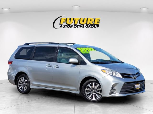 Used 2020 Toyota Sienna XLE AWD/4WD image 1