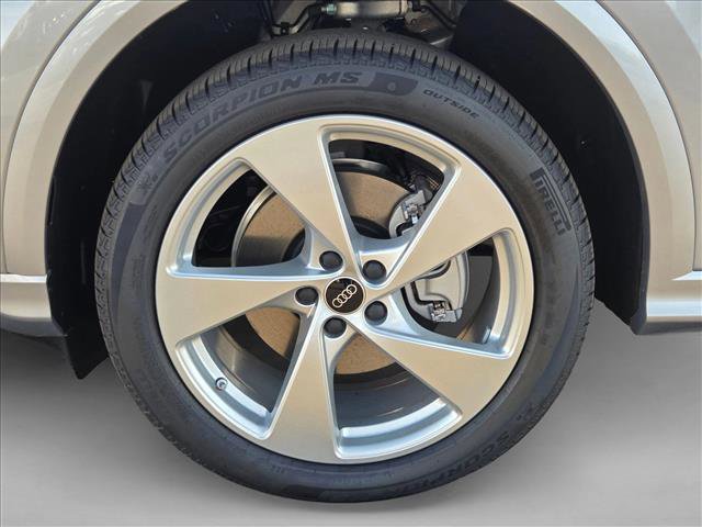 New 2025 Audi Q5 Premium Plus image 10