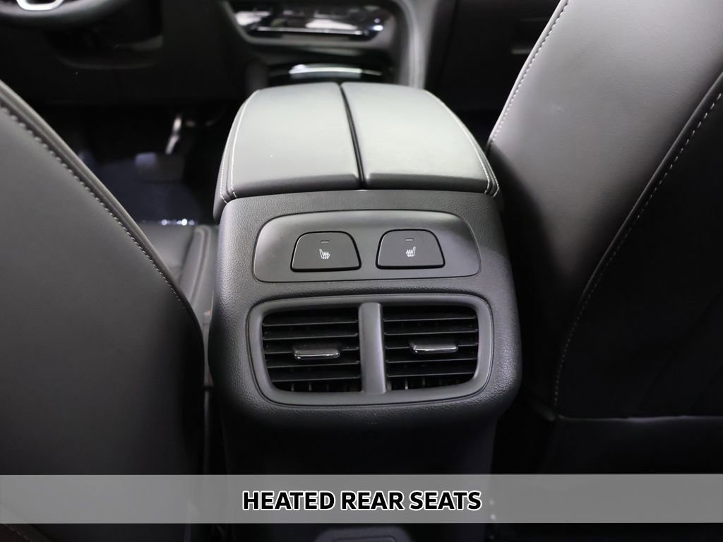 Used 2023 Buick Envision Avenir AWD/4WD image 11
