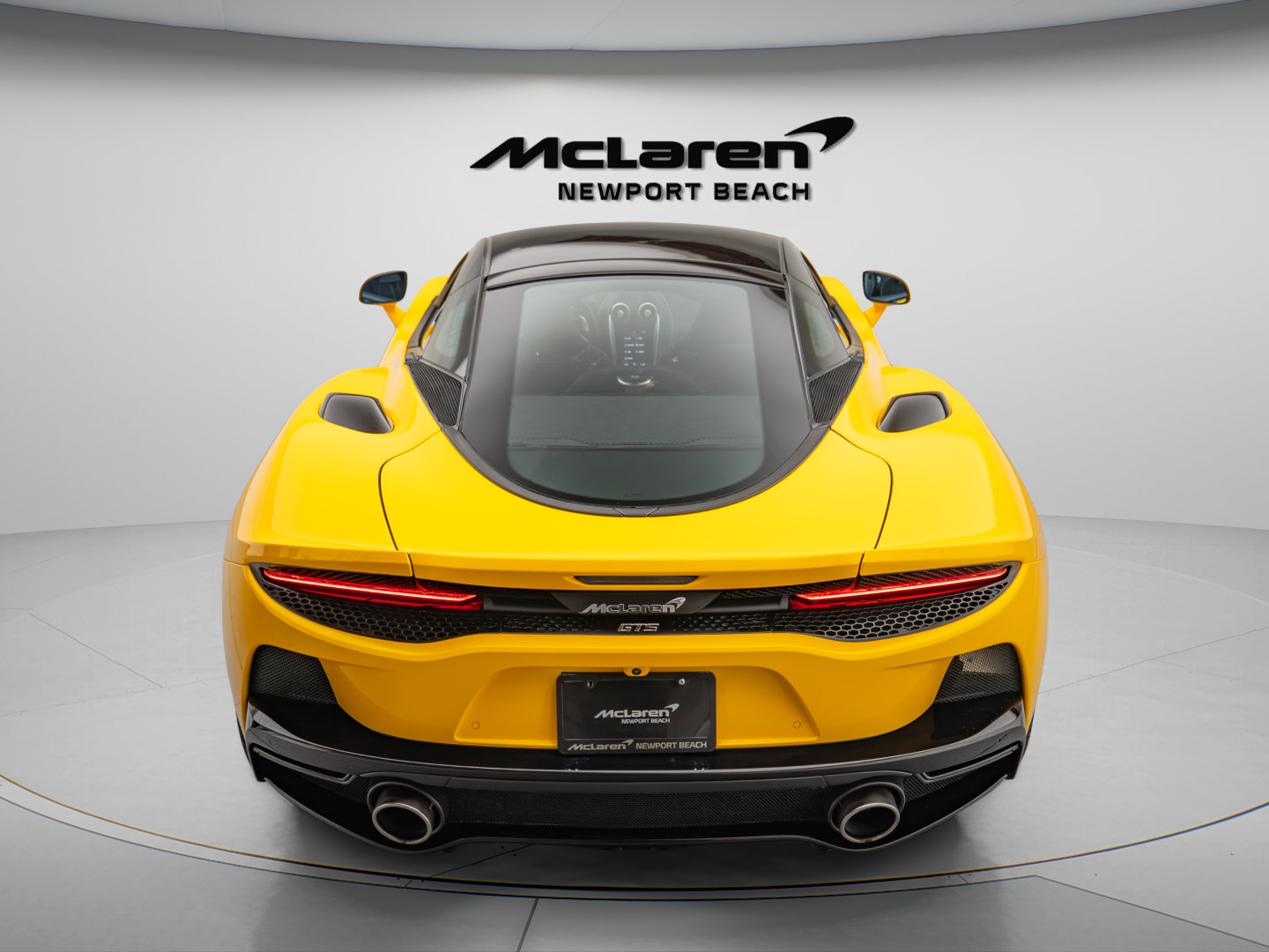 Used 2025 McLaren GTS RWD image 38