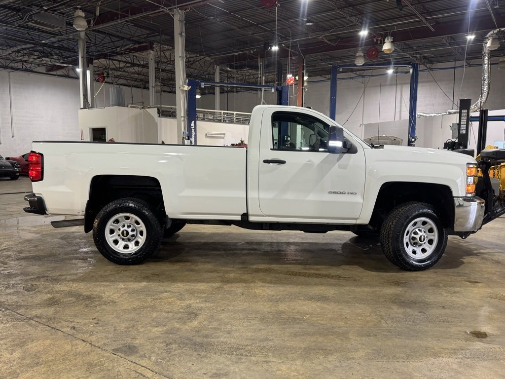 Used 2017 Chevrolet Silverado 2500 W/T w/ WT Convenience Package image 4