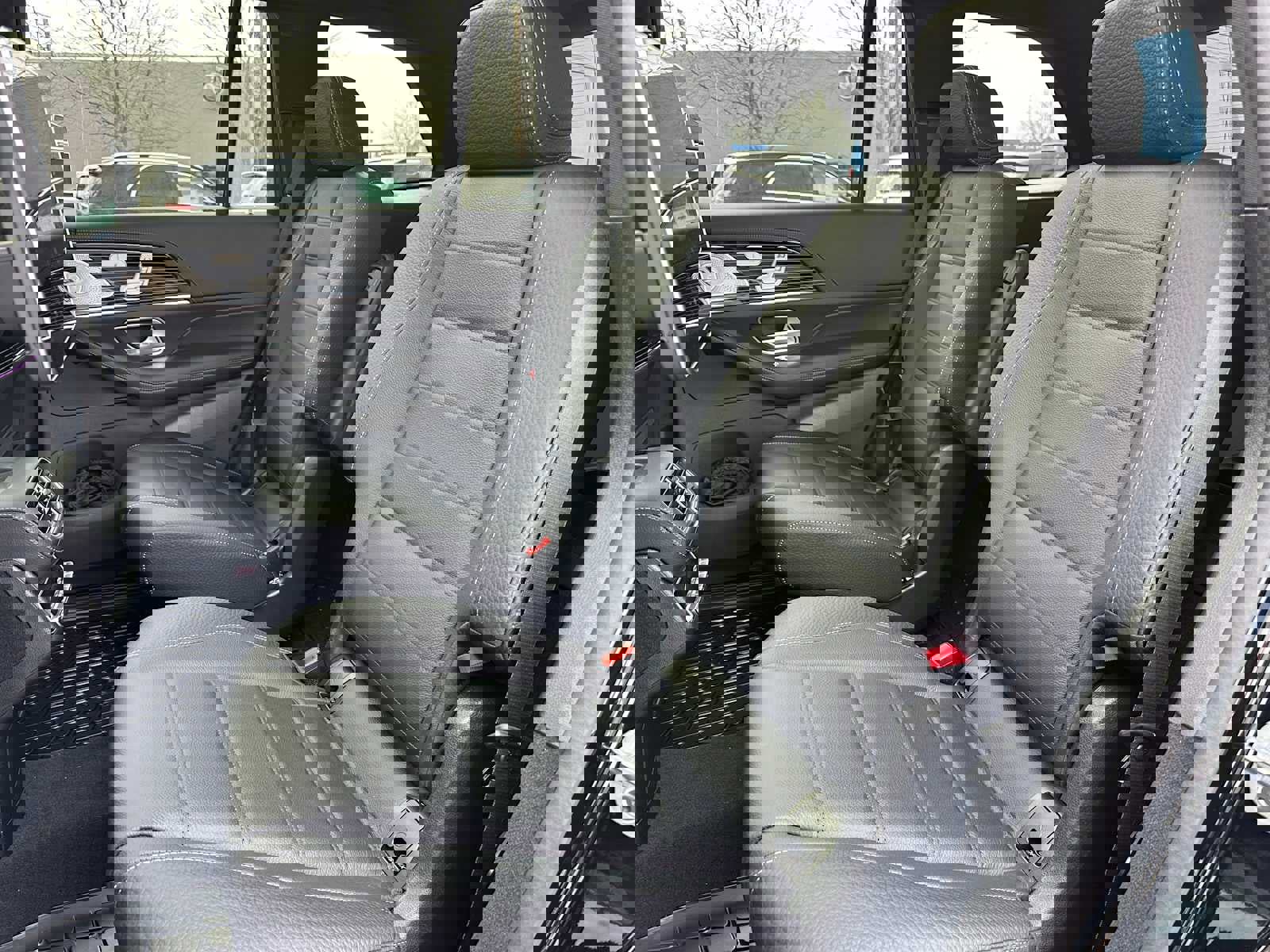 Used 2026 Mercedes-Benz GLS 580 4MATIC image 19