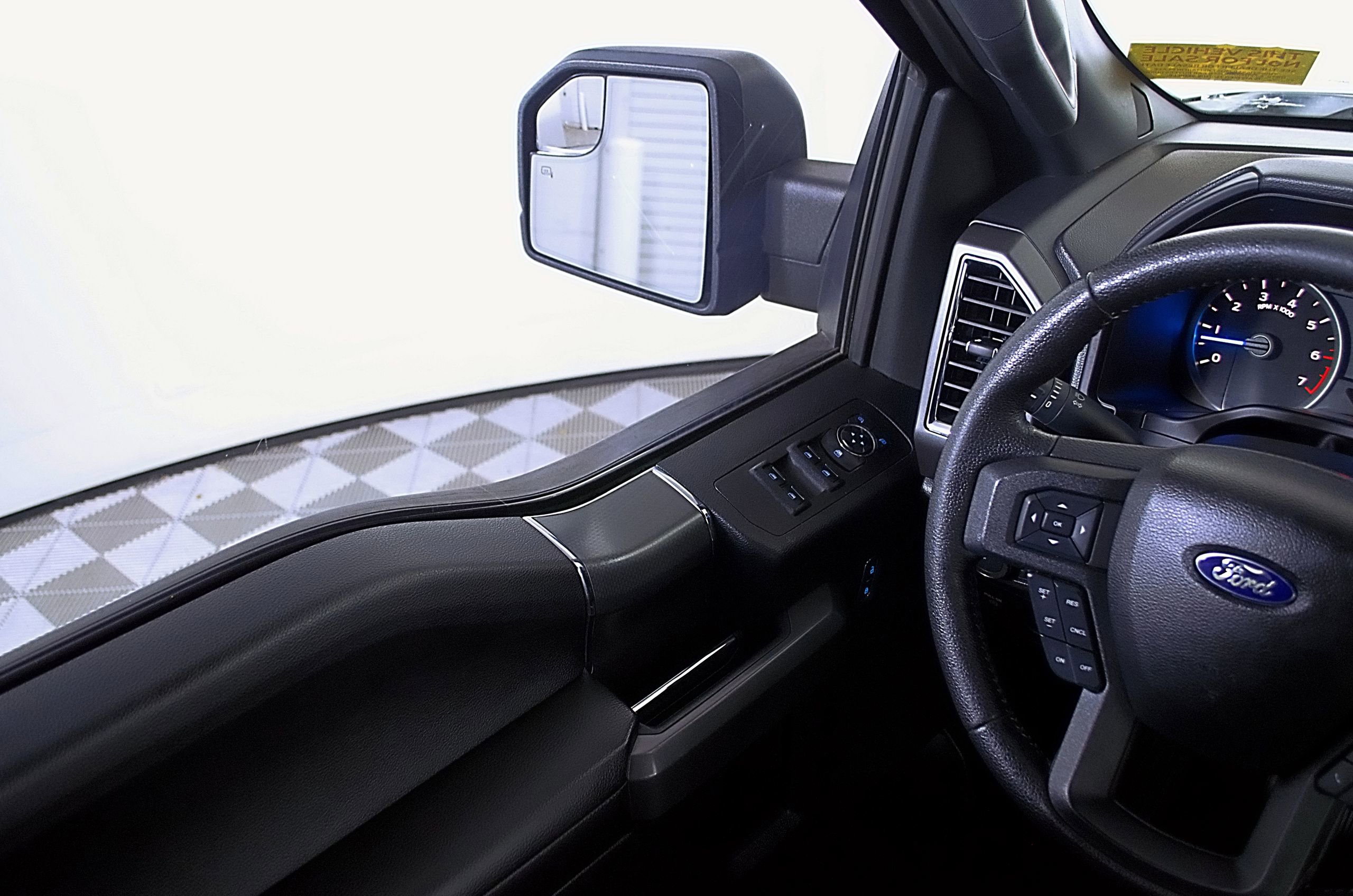 Used 2016 Ford F150 XLT w/ Equipment Group 302A Luxury image 18