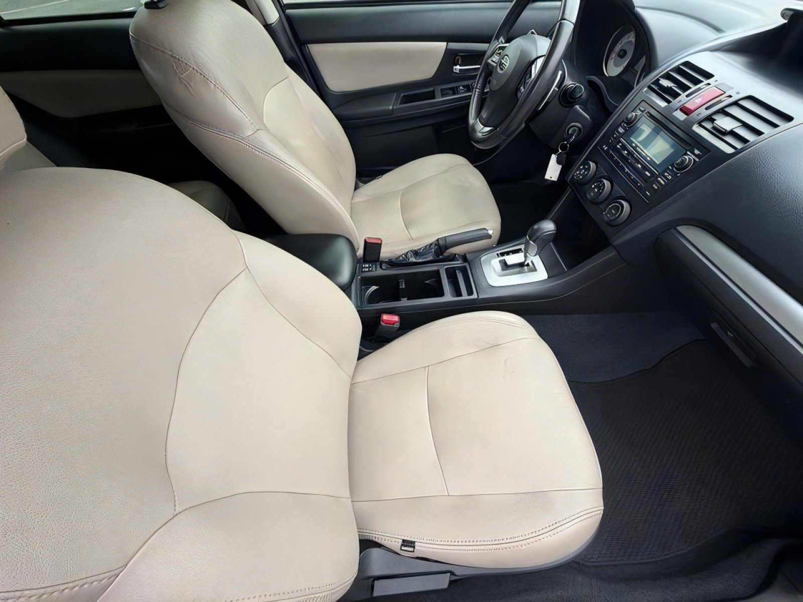 Used 2012 Subaru Impreza 2.0i Premium image 10