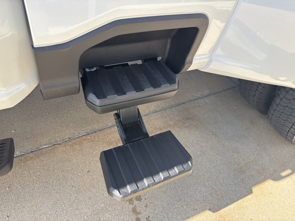 New 2026 Ford F450 Platinum image 29