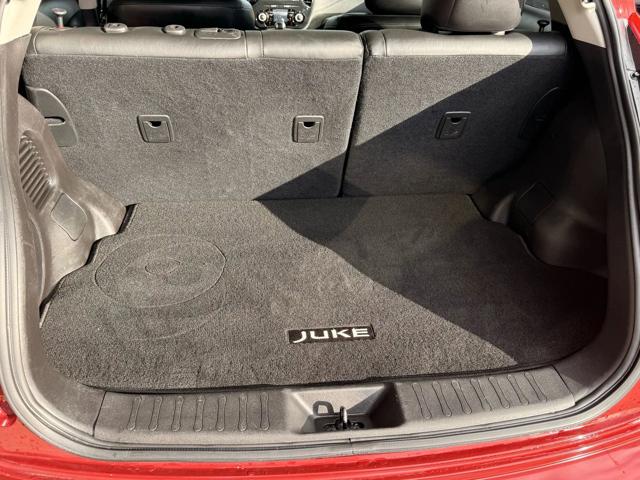 Used 2012 Nissan Juke SL image 8