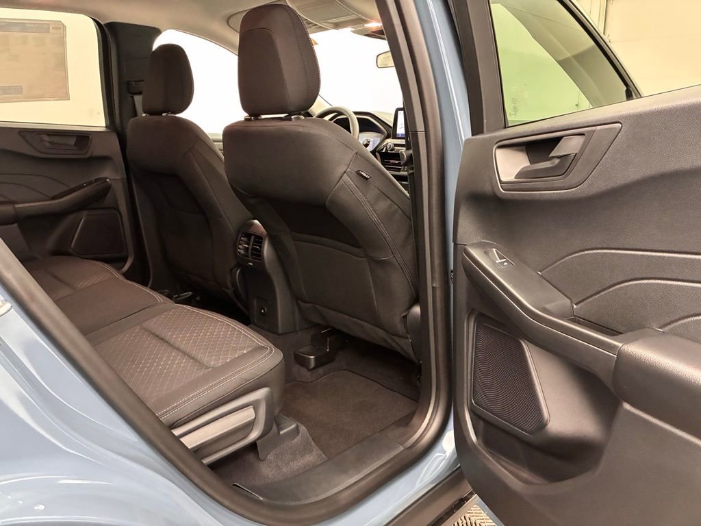 New 2026 Ford Escape Active w/ Cold Weather Package image 33