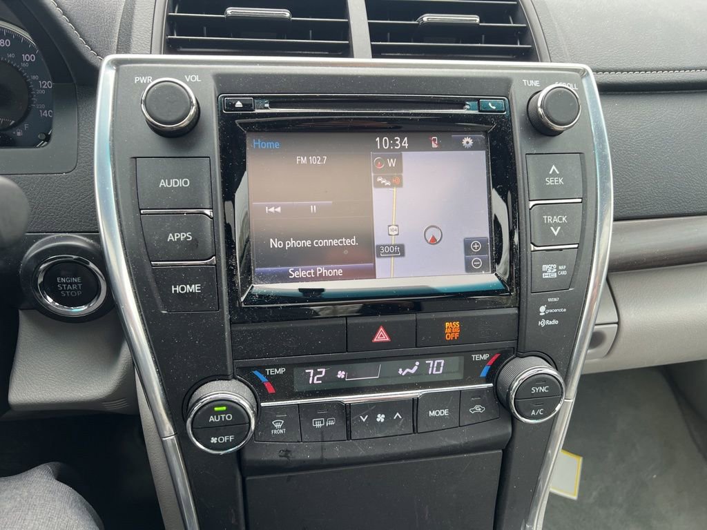 Used 2015 Toyota Camry XLE w/ Moonroof Package FWD image 8