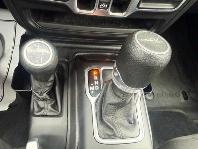Certified 2022 Jeep Gladiator Sport AWD/4WD image 21