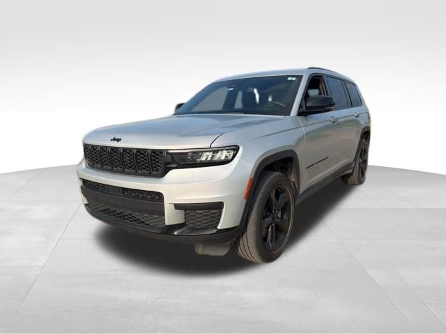Used 2022 Jeep Grand Cherokee L Laredo AWD/4WD image 7