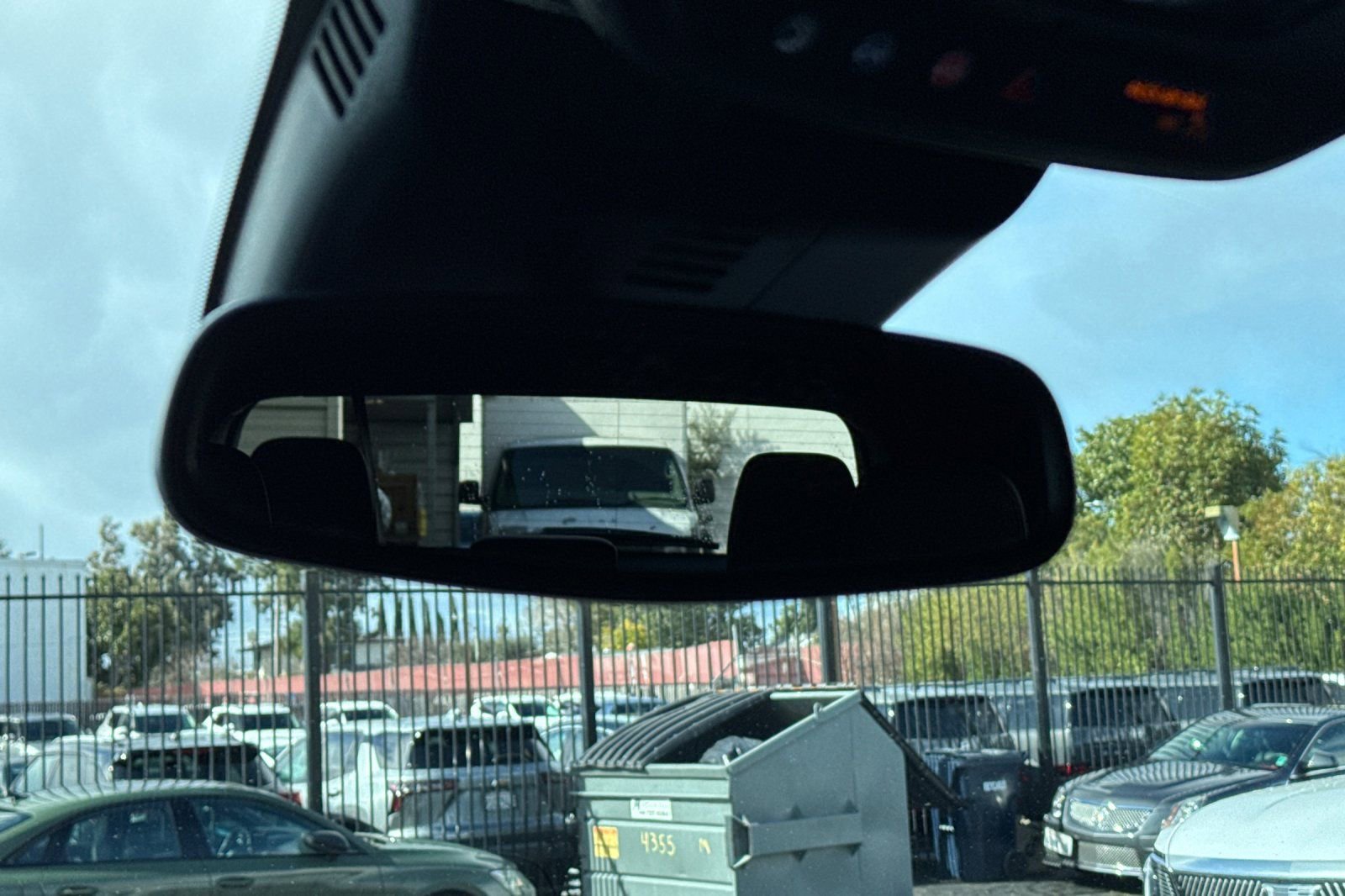 Used 2025 Buick Enclave Preferred image 23