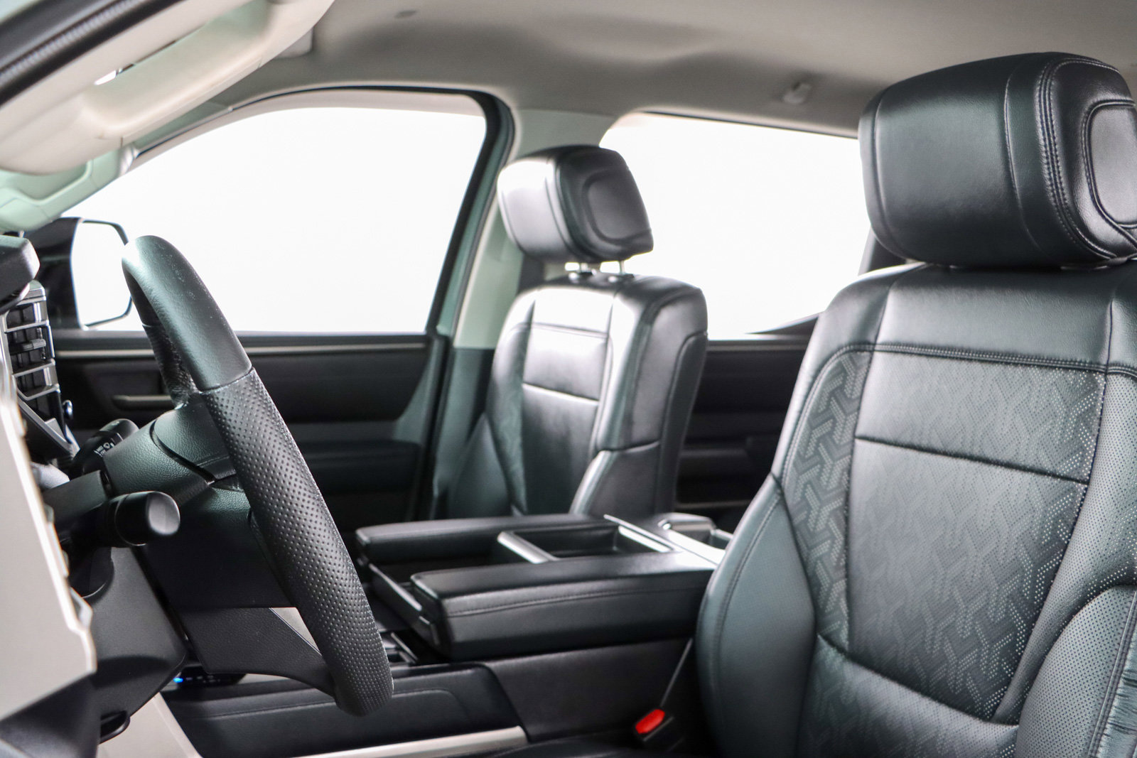 Used 2024 Toyota Tundra SR5 w/ SR5 Premium Package image 25