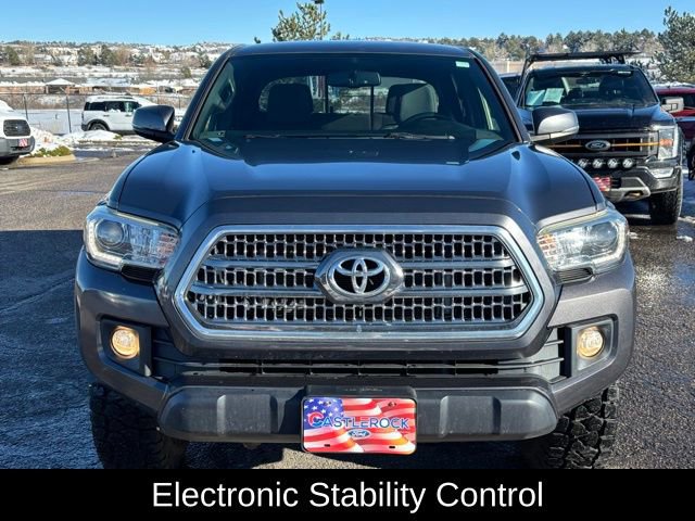 Used 2017 Toyota Tacoma TRD Off-Road image 9