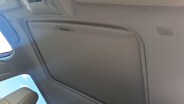 Used 2025 Toyota RAV4 XLE Premium AWD/4WD image 26