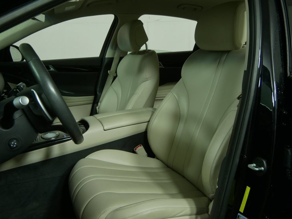 Used 2021 Genesis G80 2.5T AWD/4WD image 11