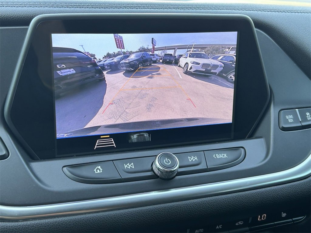 Used 2020 Chevrolet Blazer LT image 32