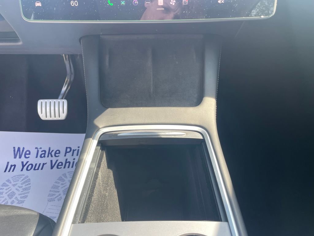 Used 2023 Tesla Model Y Performance AWD/4WD image 16