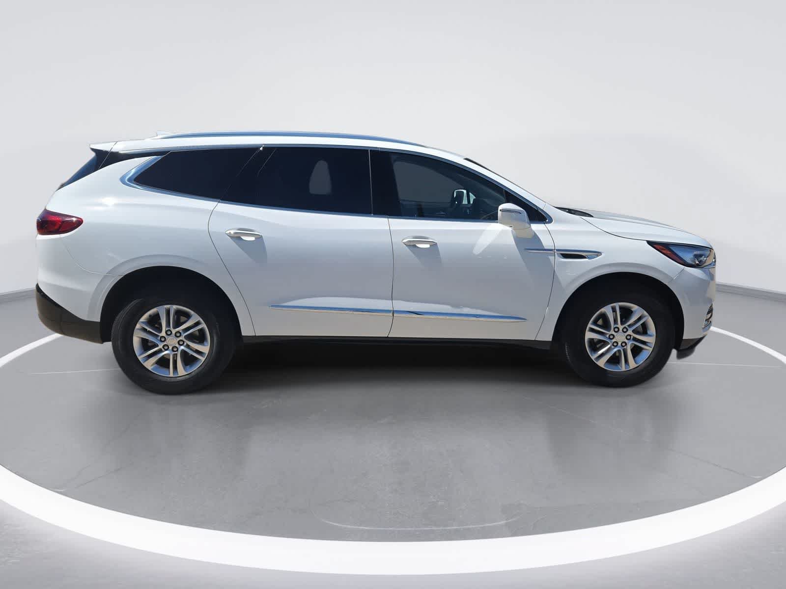Used 2019 Buick Enclave Essence w/ Trailering Package, 5000 lbs. FWD image 9