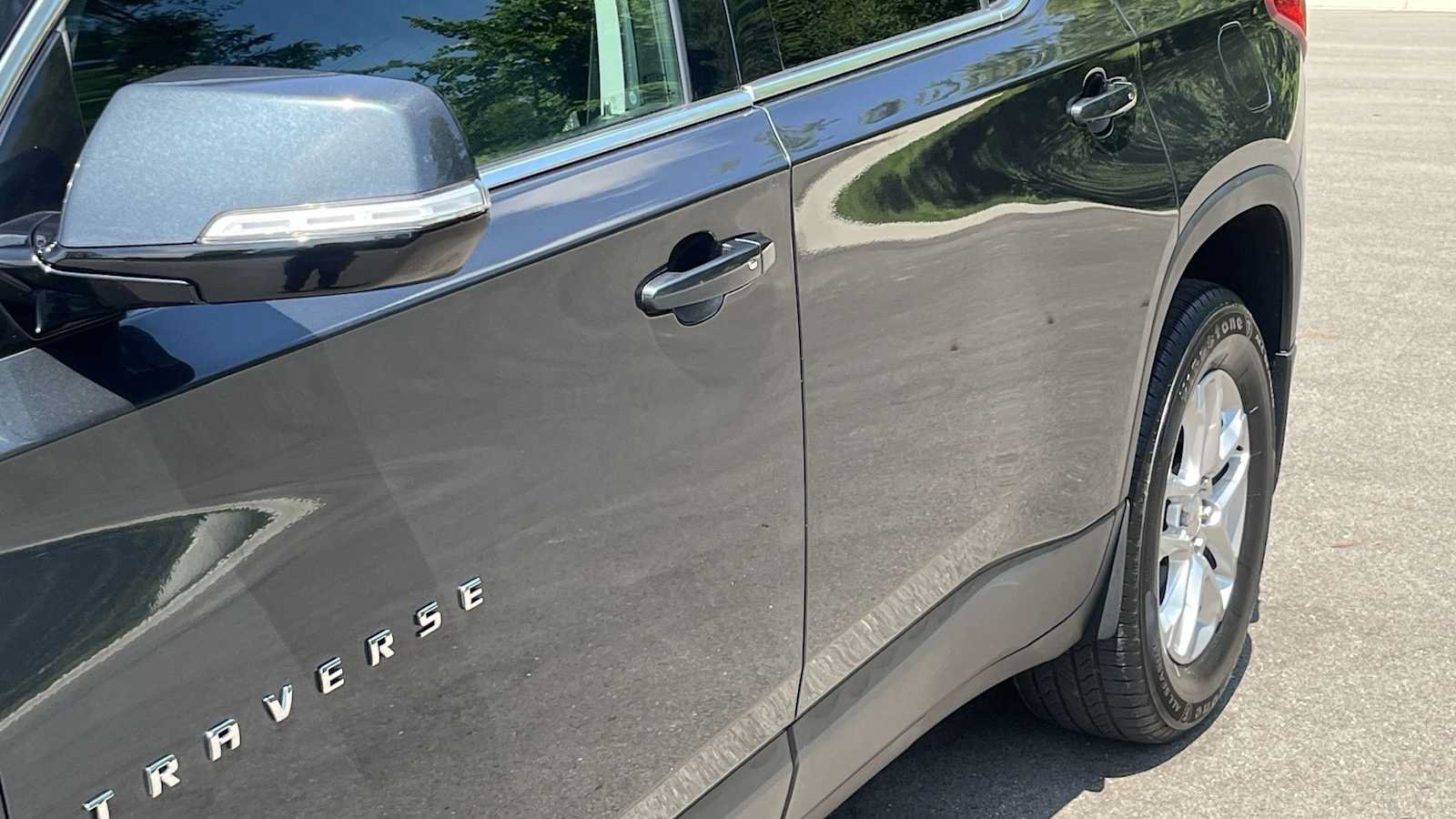 Used 2019 Chevrolet Traverse LT AWD/4WD image 17