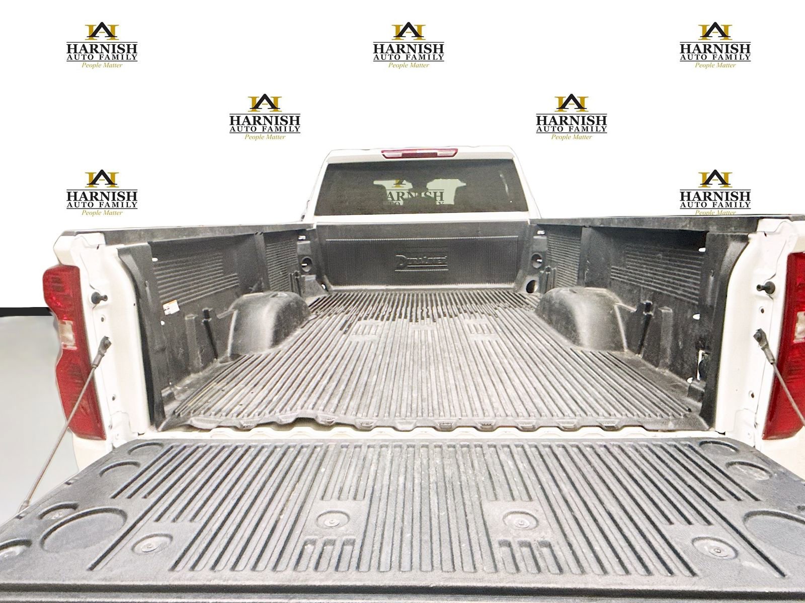 Used 2025 Chevrolet Silverado 2500 LT w/ Convenience Package image 28