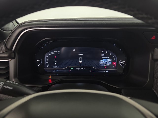 Used 2023 GMC Yukon XL Denali AWD/4WD image 16