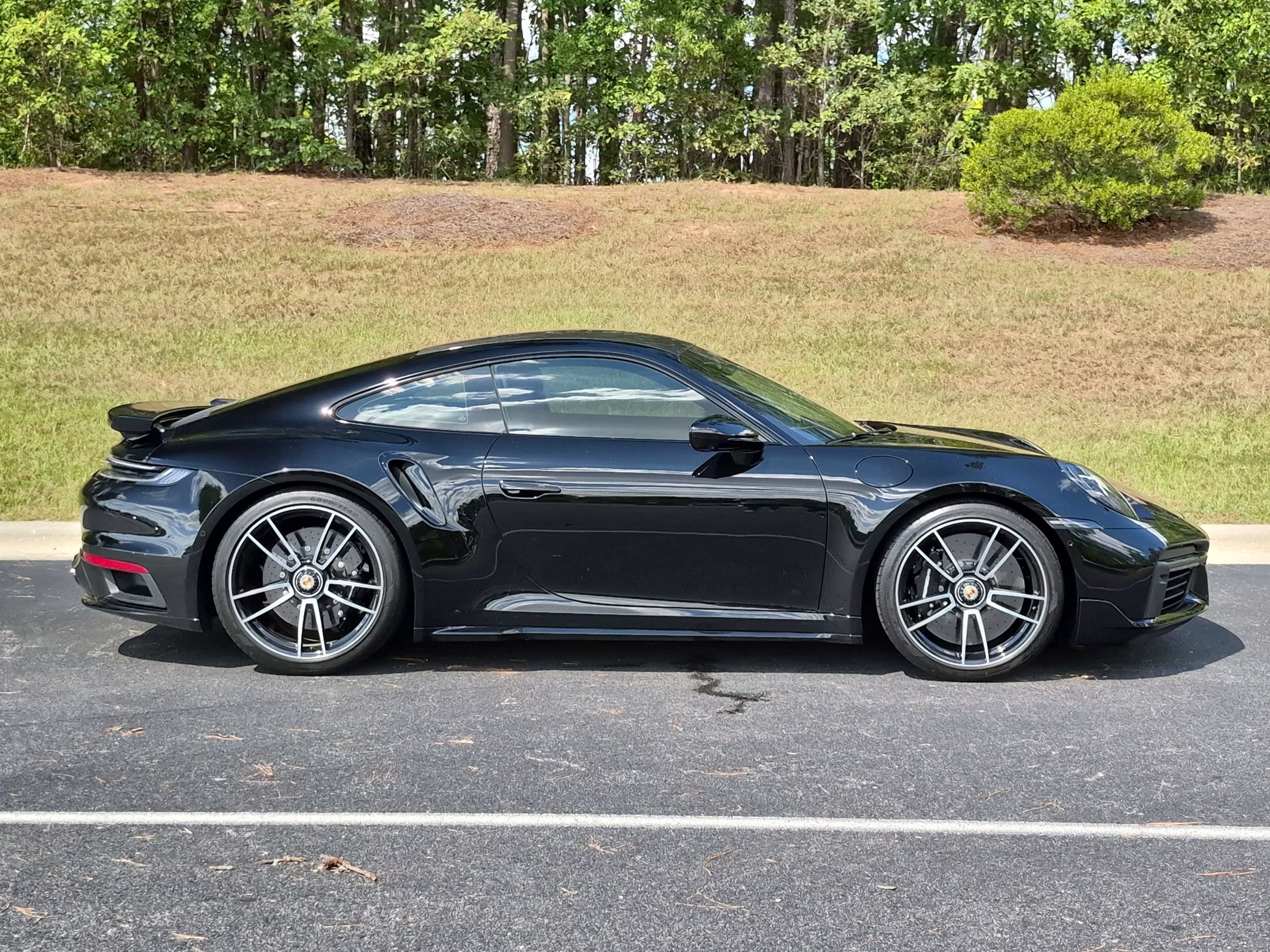 Certified 2022 Porsche 911 Turbo S AWD/4WD image 26