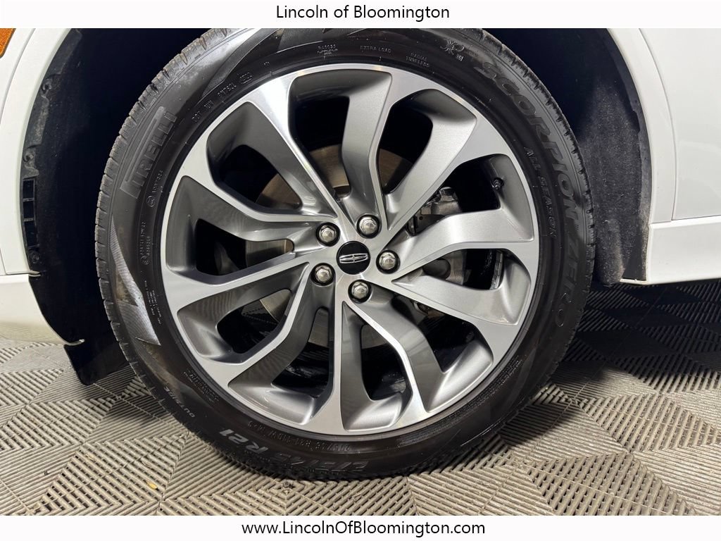 Used 2023 Lincoln Aviator Grand Touring w/ Elements Package Plus AWD/4WD image 27