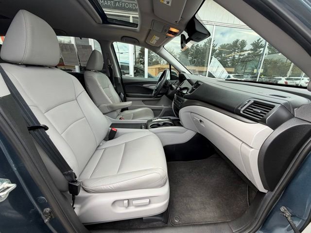 Used 2021 Honda Pilot Special Edition image 11