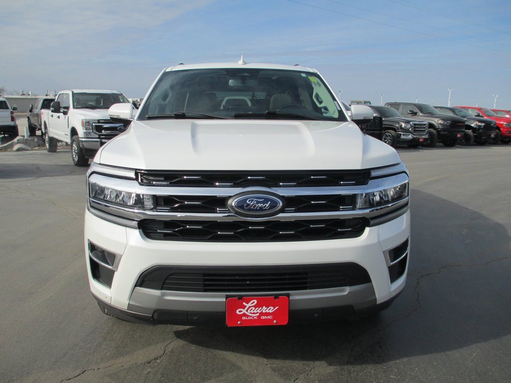 Used 2024 Ford Expedition Limited image 11