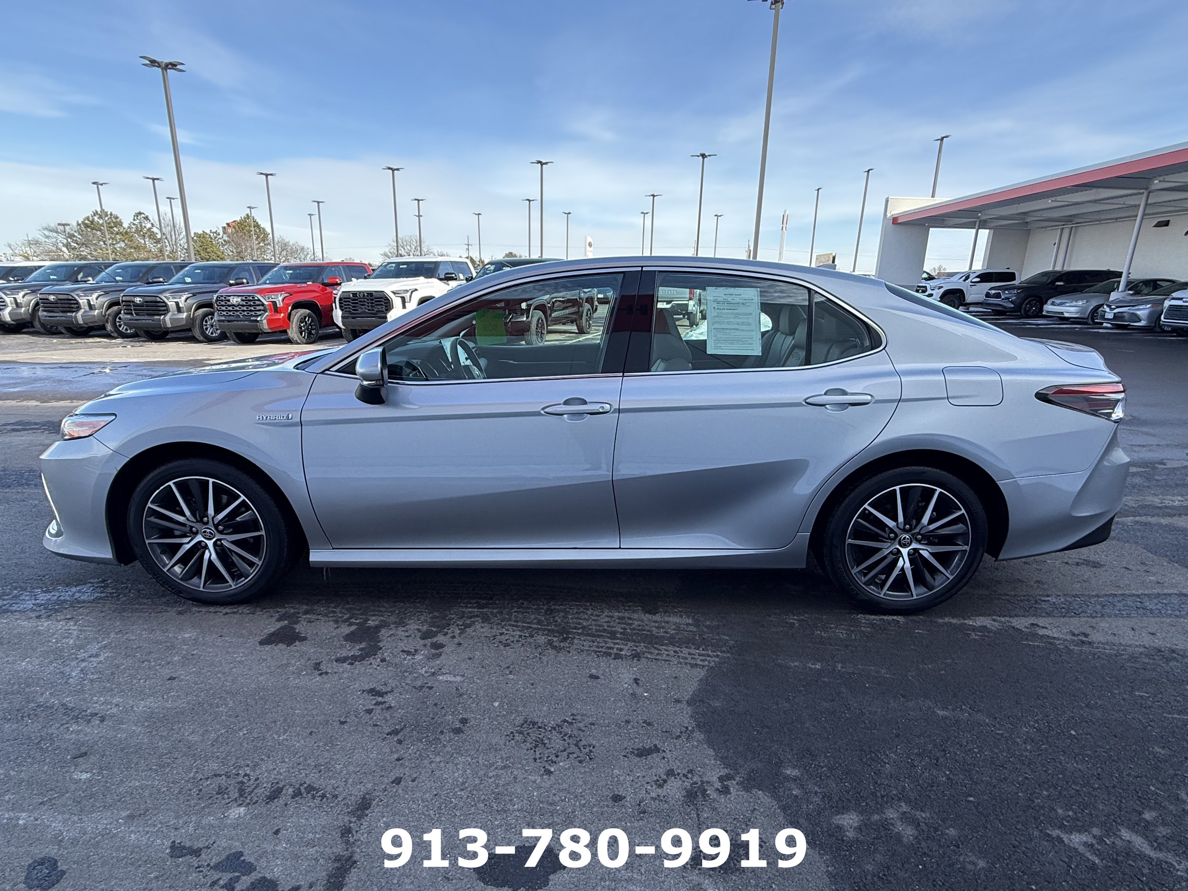 Certified 2021 Toyota Camry XLE w/ Cold Weather Package image 4