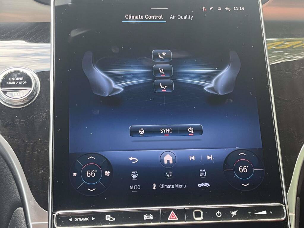 Certified 2025 Mercedes-Benz GLC 300 4MATIC image 33
