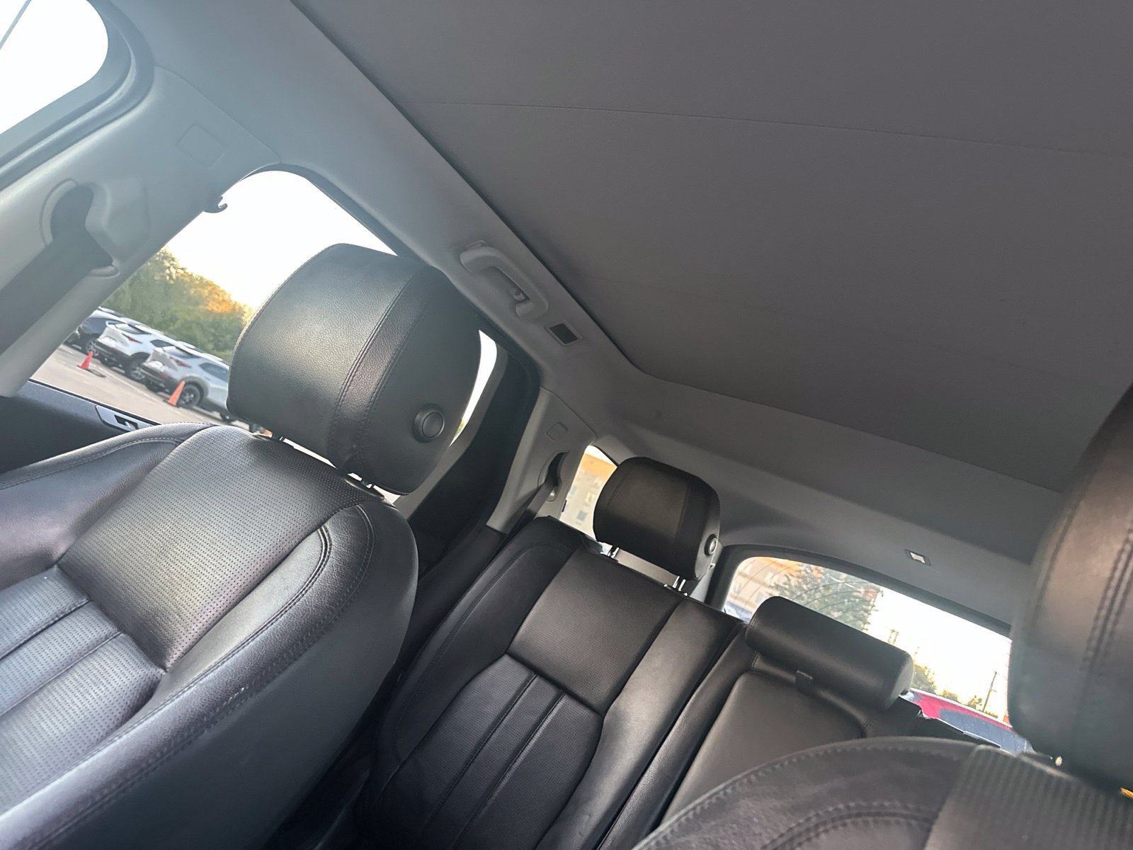 Used 2017 Land Rover Discovery Sport HSE AWD/4WD image 11