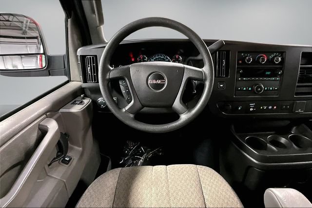 Used 2025 GMC Savana 3500 LT w/ LT Preferred Equipment Group RWD image 8