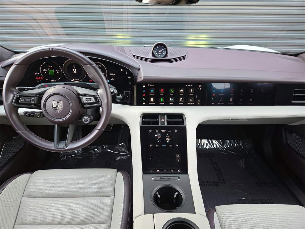 Used 2025 Porsche Taycan Turbo image 8