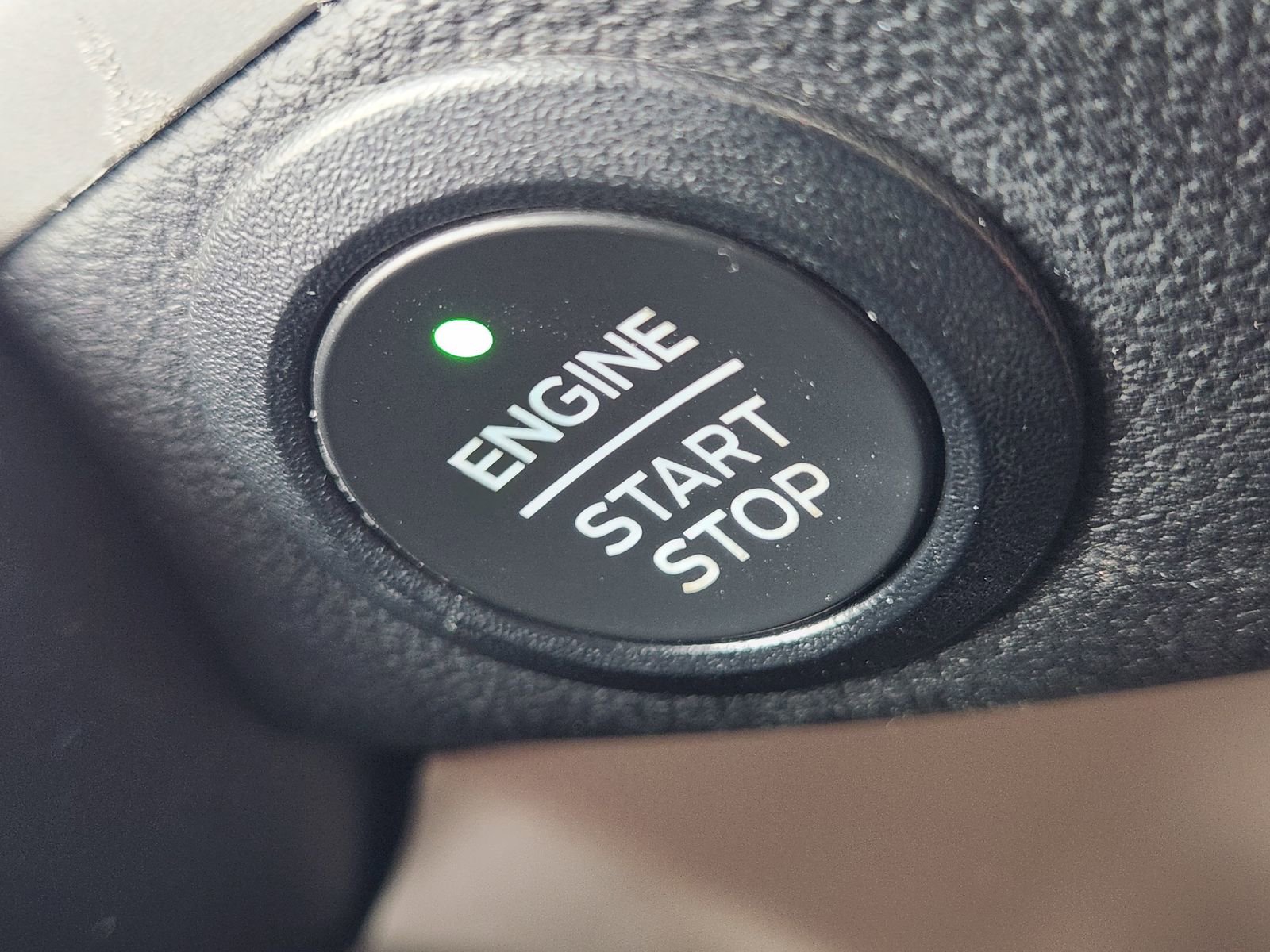 Used 2021 Ford Escape SEL w/ Technology Package FWD image 22