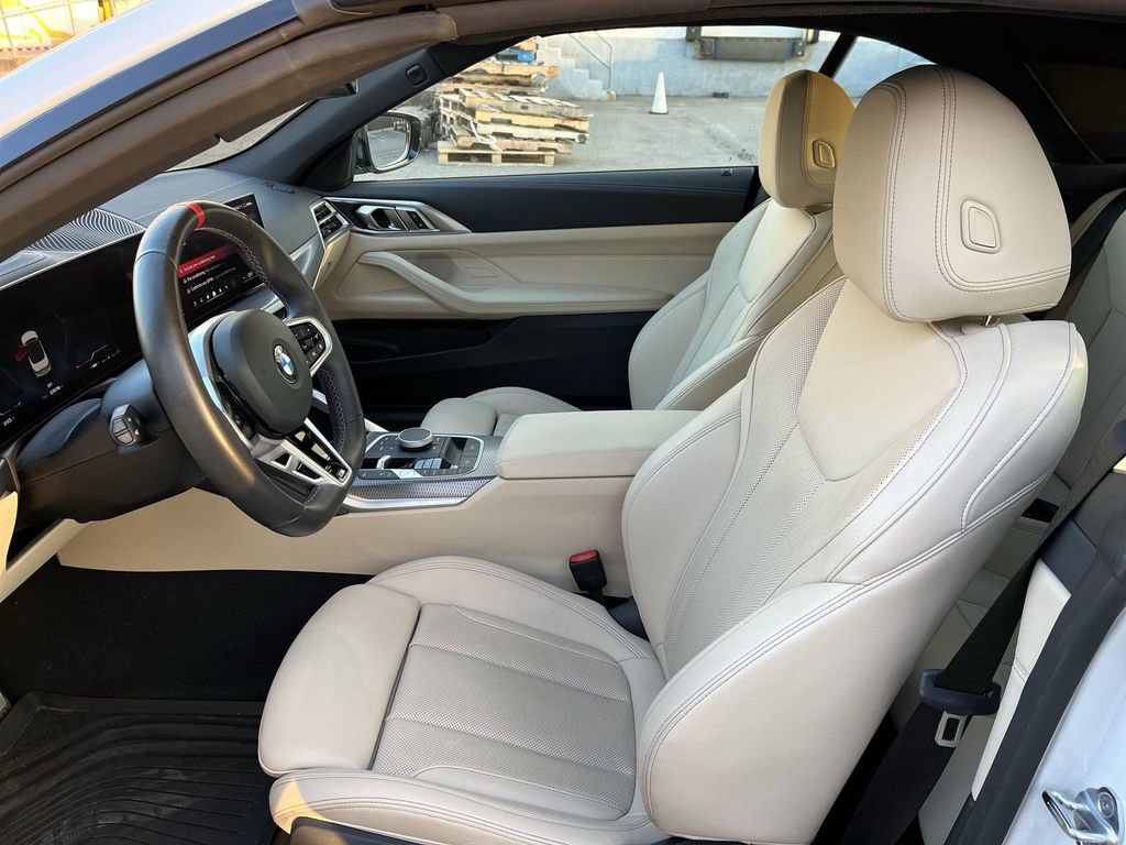 Used 2025 BMW 440i xDrive Convertible image 11