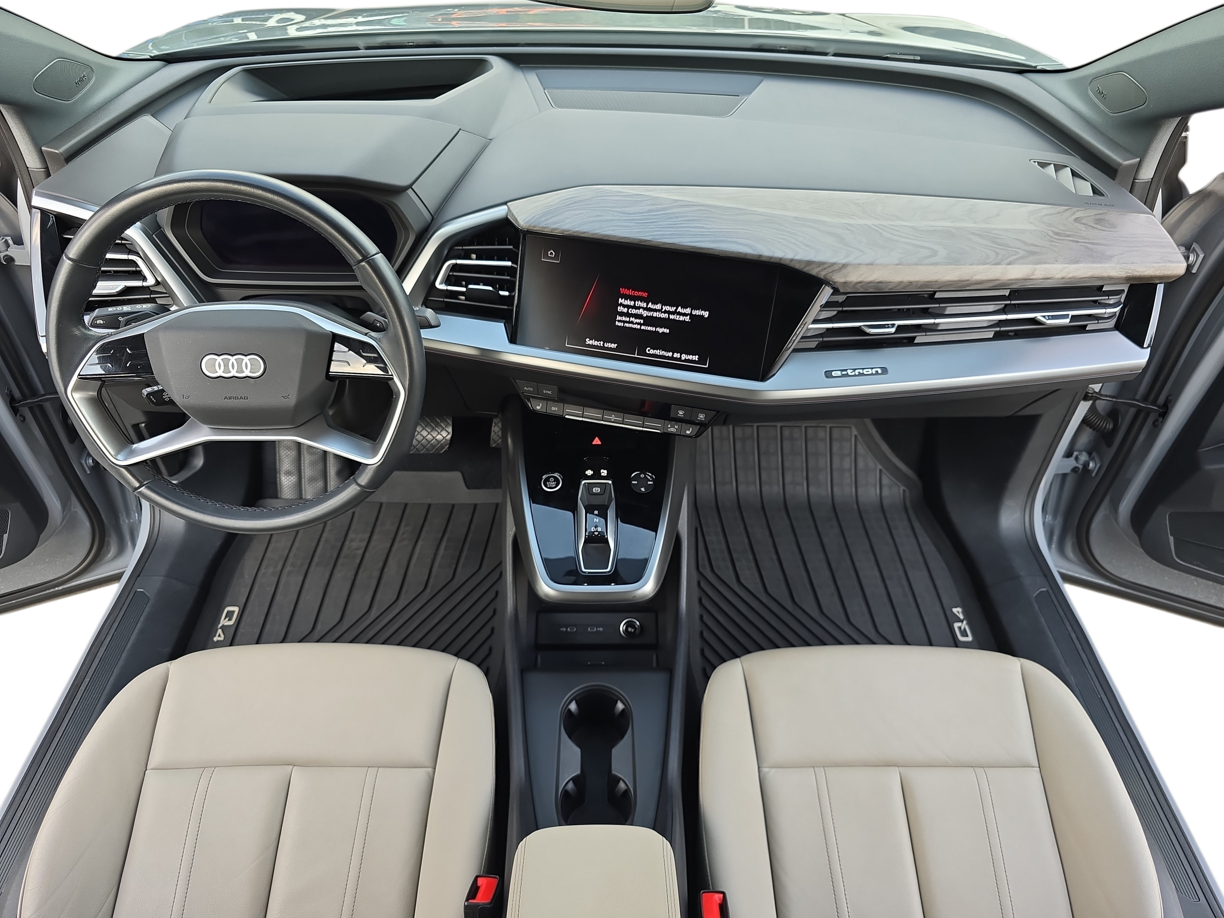 Used 2023 Audi Q4 e-tron Prestige AWD/4WD image 9