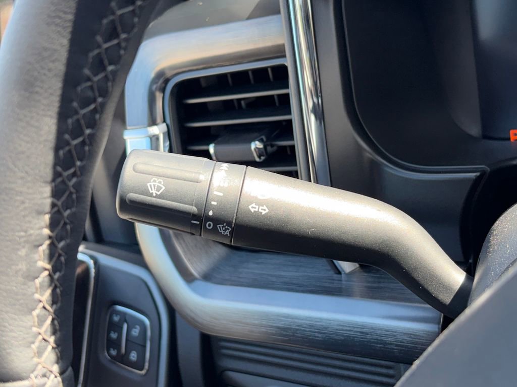 Used 2026 Ford F450 Lariat AWD/4WD image 13