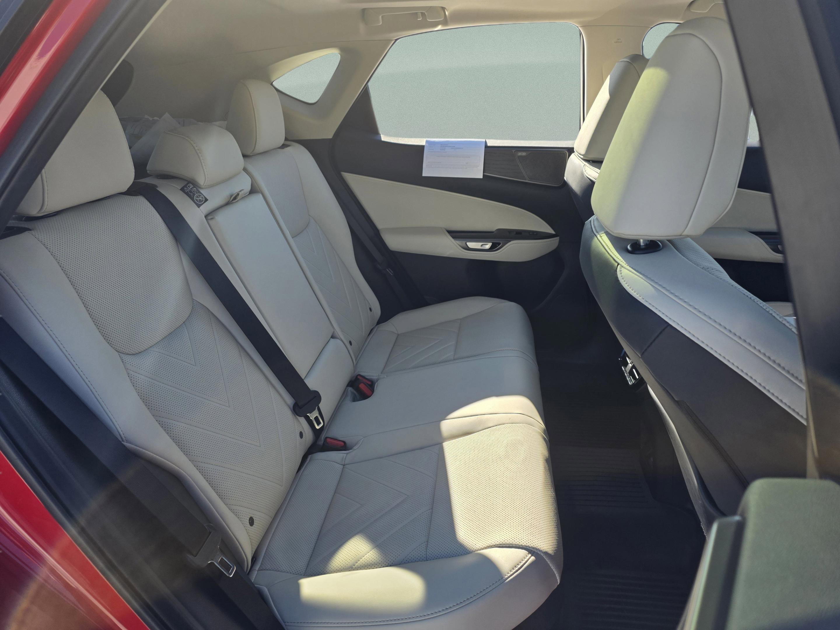 Used 2025 Lexus NX 450h+ AWD w/ Luxury Package image 20