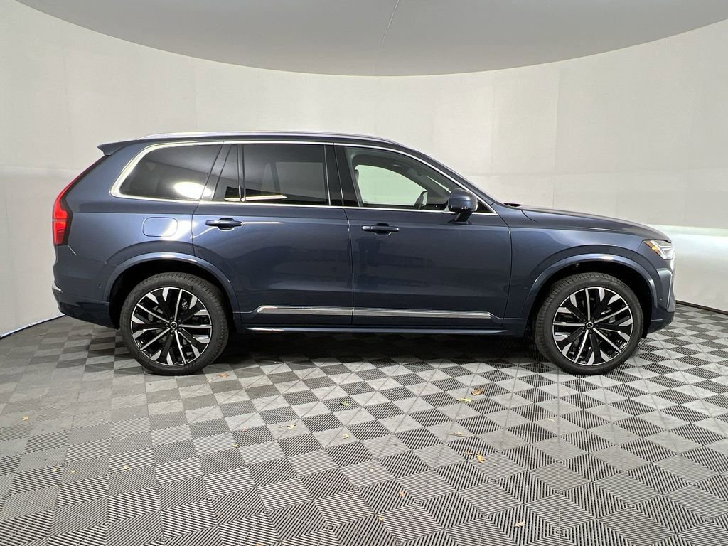 New 2026 Volvo XC90 B6 Plus w/ Protection Package Premier image 9