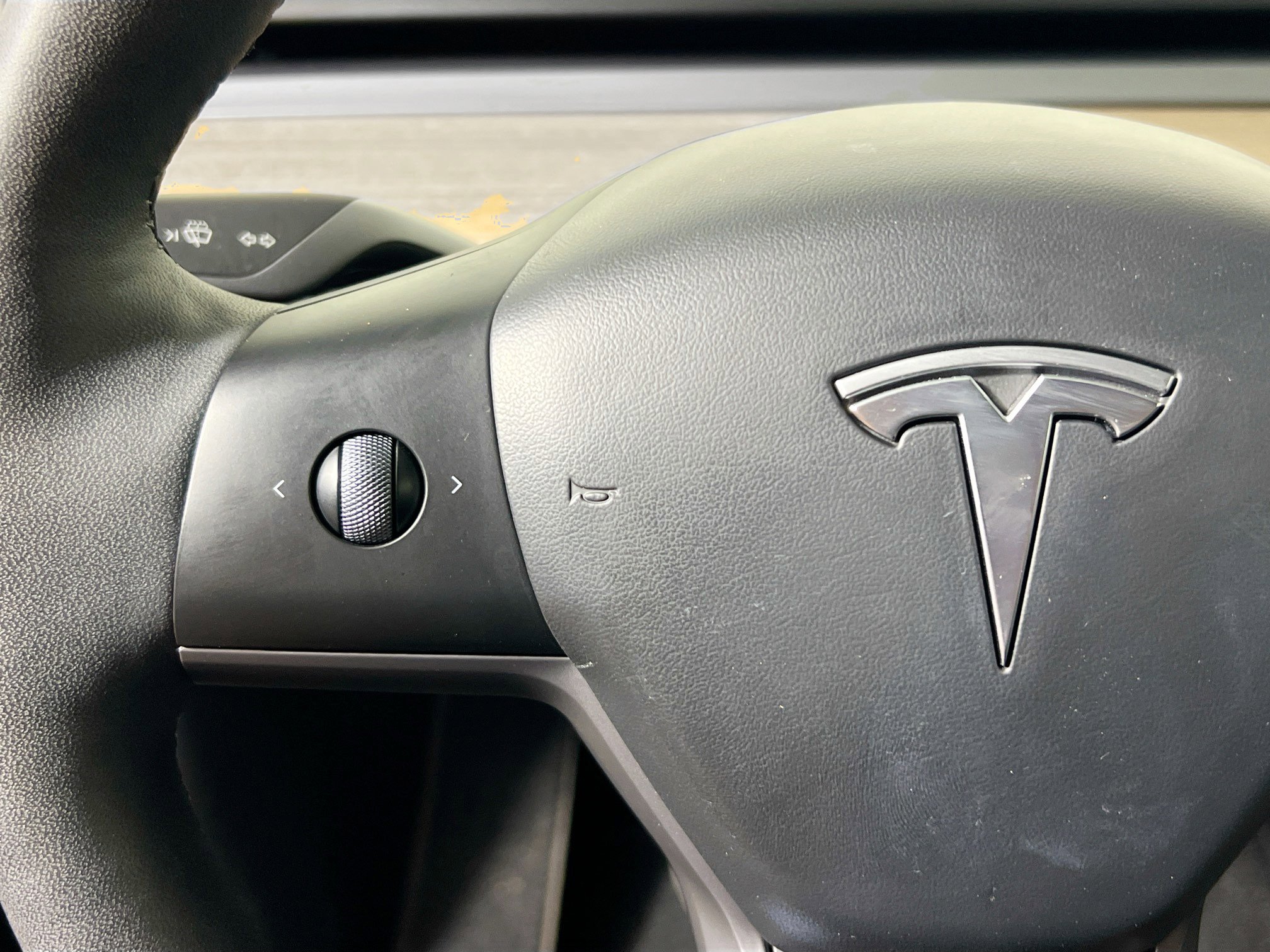 Used 2024 Tesla Model Y Long Range image 18