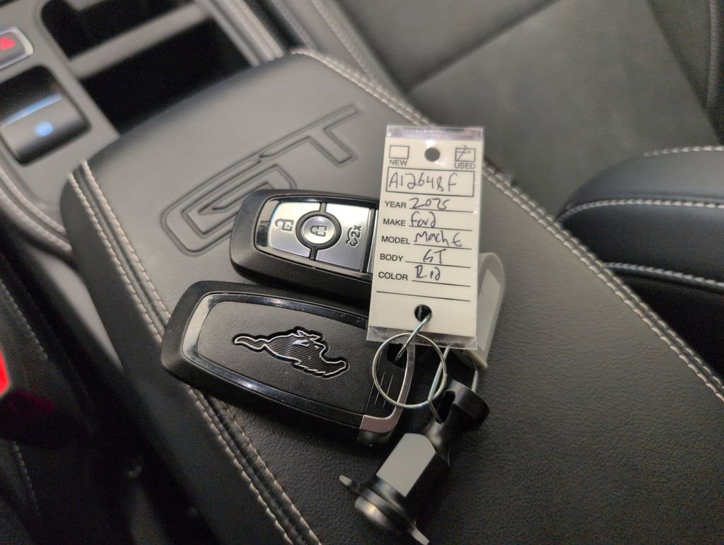 Used 2025 Ford Mustang Mach-E GT AWD/4WD image 39