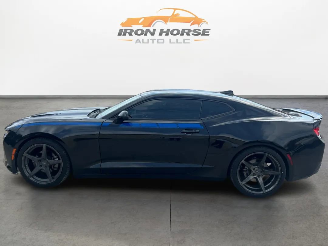 Used 2018 Chevrolet Camaro LS RWD image 8