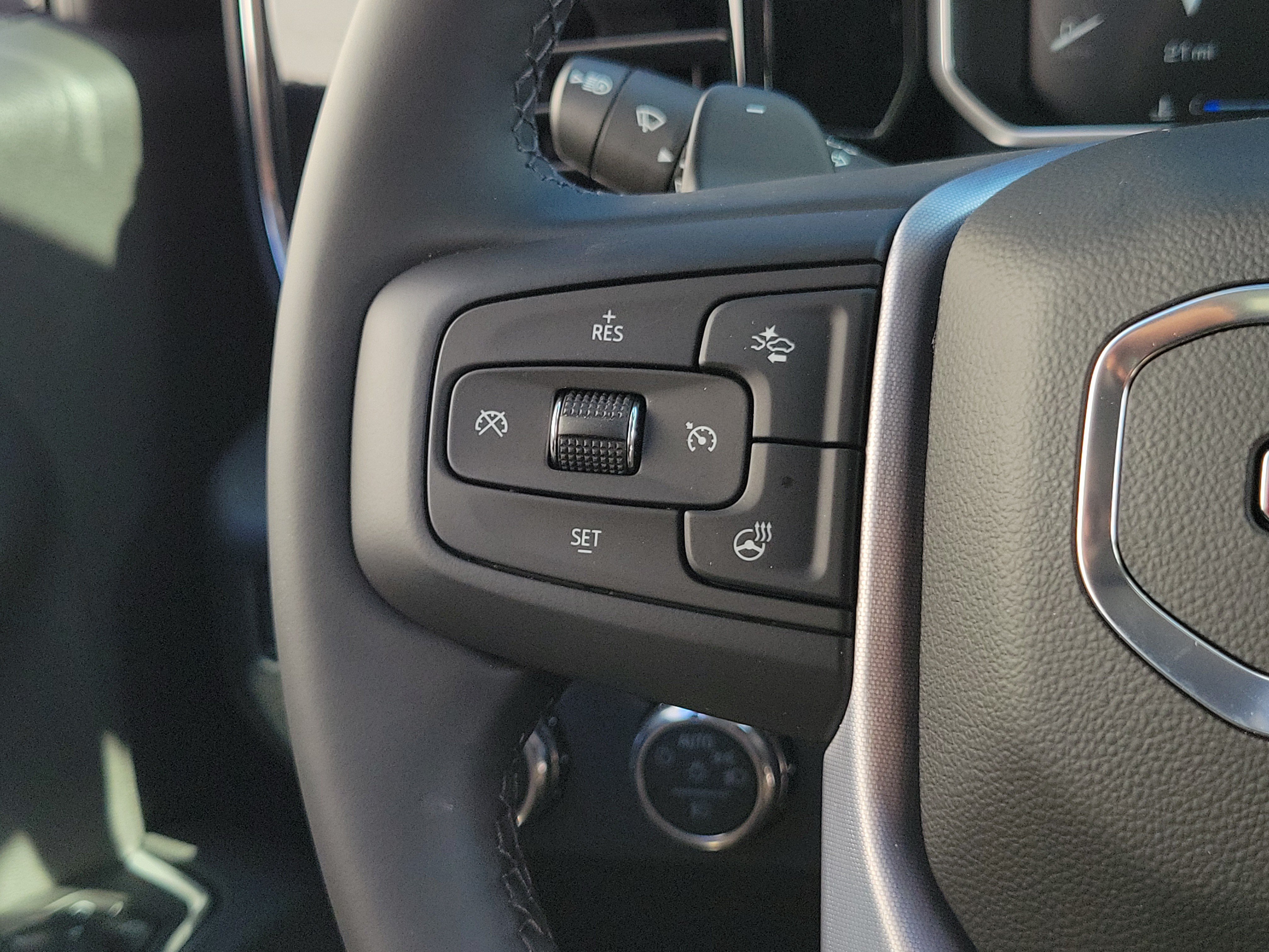 New 2026 GMC Sierra 1500 Elevation w/ Elevation Premium Package AWD/4WD image 25